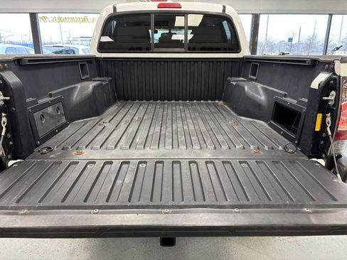 Used 2009 Toyota Tacoma PreRunner image 10