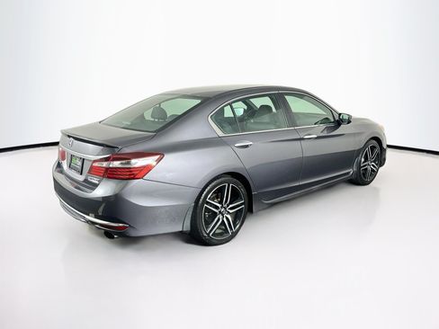 Used 2017 Honda Accord Sport Special Edition image 9