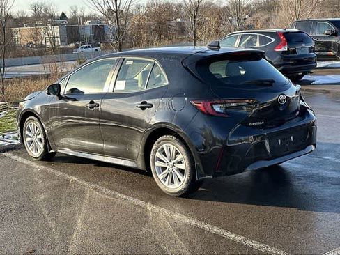 Used 2025 Toyota Corolla SE image 28