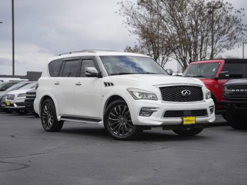 Used 2015 INFINITI QX80 Limited w/ All Season Package image 2