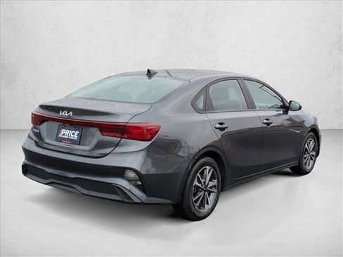 Used 2024 Kia Forte LXS image 5