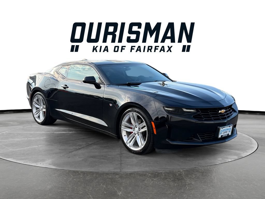 Used 2024 Chevrolet Camaro LT w/ Technology Package RWD image 1