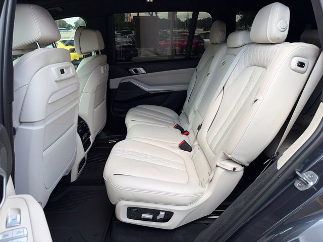 Used 2019 BMW X7 xDrive40i w/ Premium Package AWD/4WD image 13