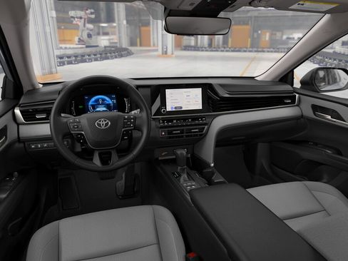 New 2026 Toyota Camry LE AWD/4WD image 19