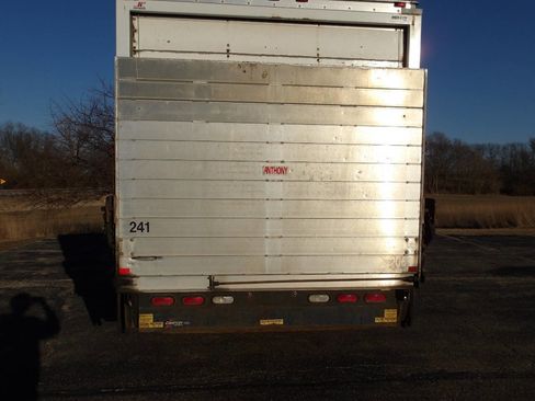 Used 2013 Ford E-350 and Econoline 350 Super Duty w/ Payload Pkg image 4