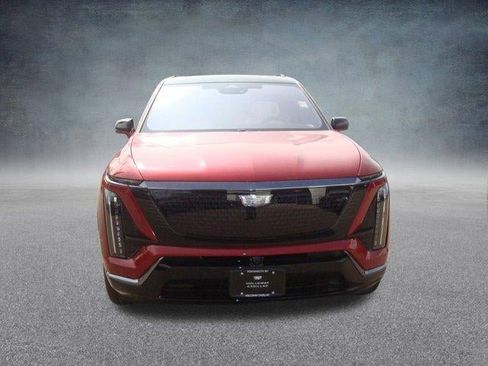 New 2026 Cadillac Vistiq Sport image 2