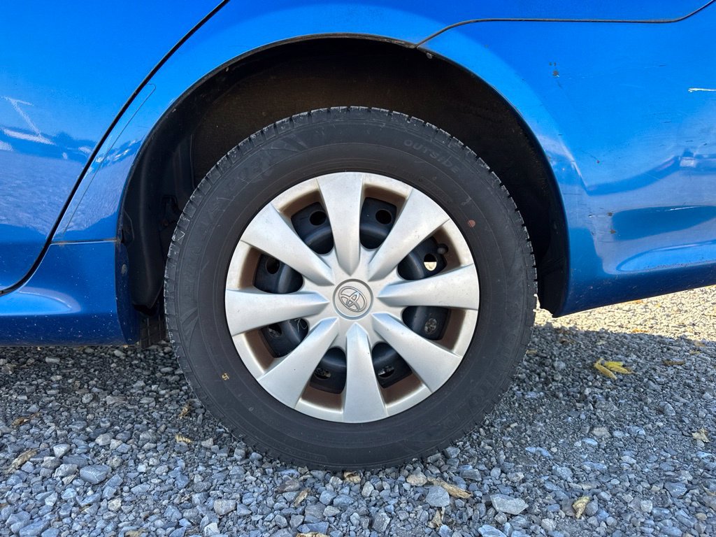 Used 2010 Toyota Corolla LE w/ All Weather Guard Pkg FWD image 5