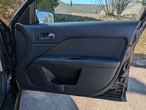 Used 2011 Ford Fusion SE w/ 201A Rapid Spec Order Code image 29