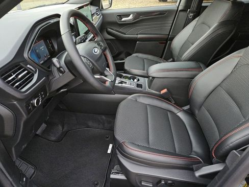 New 2026 Ford Escape ST-Line w/ Tech Pack #1 FWD image 22