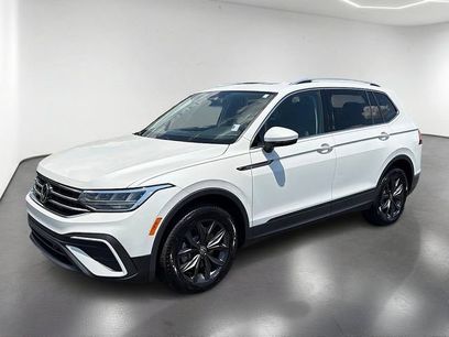 Used 2023 Volkswagen Tiguan SE
