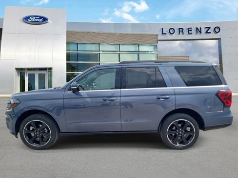 Used 2023 Ford Expedition Limited RWD image 8