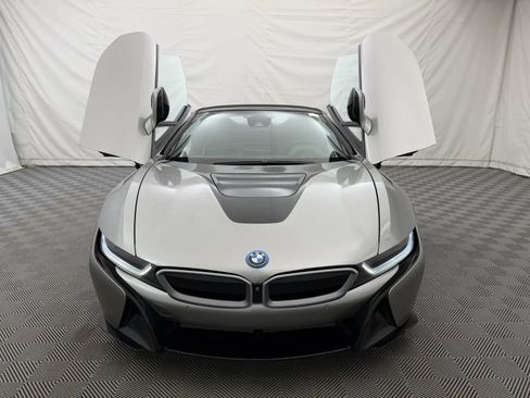 Used 2019 BMW i8 Roadster AWD/4WD image 4