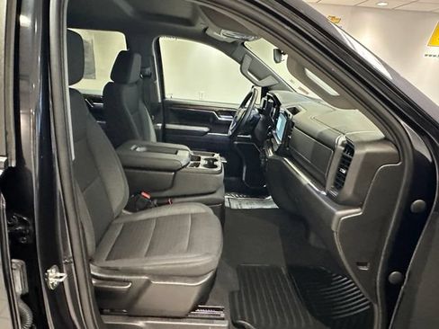 Used 2024 Chevrolet Silverado 1500 LT w/ Z71 Off-Road Package AWD/4WD image 6