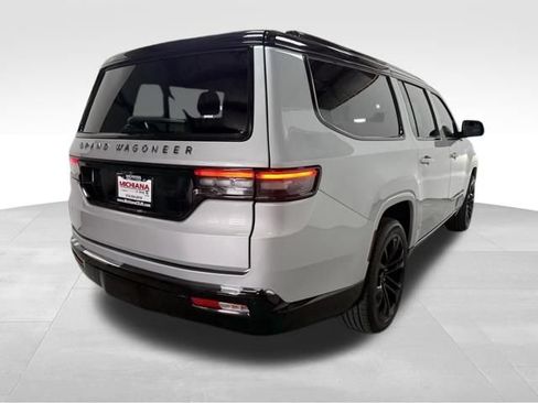 Used 2024 Jeep Grand Wagoneer L Series II w/ Quick Order Packagew 28T AWD/4WD image 7