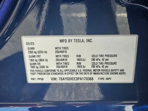 Used 2023 Tesla Model Y Long Range AWD/4WD image 36