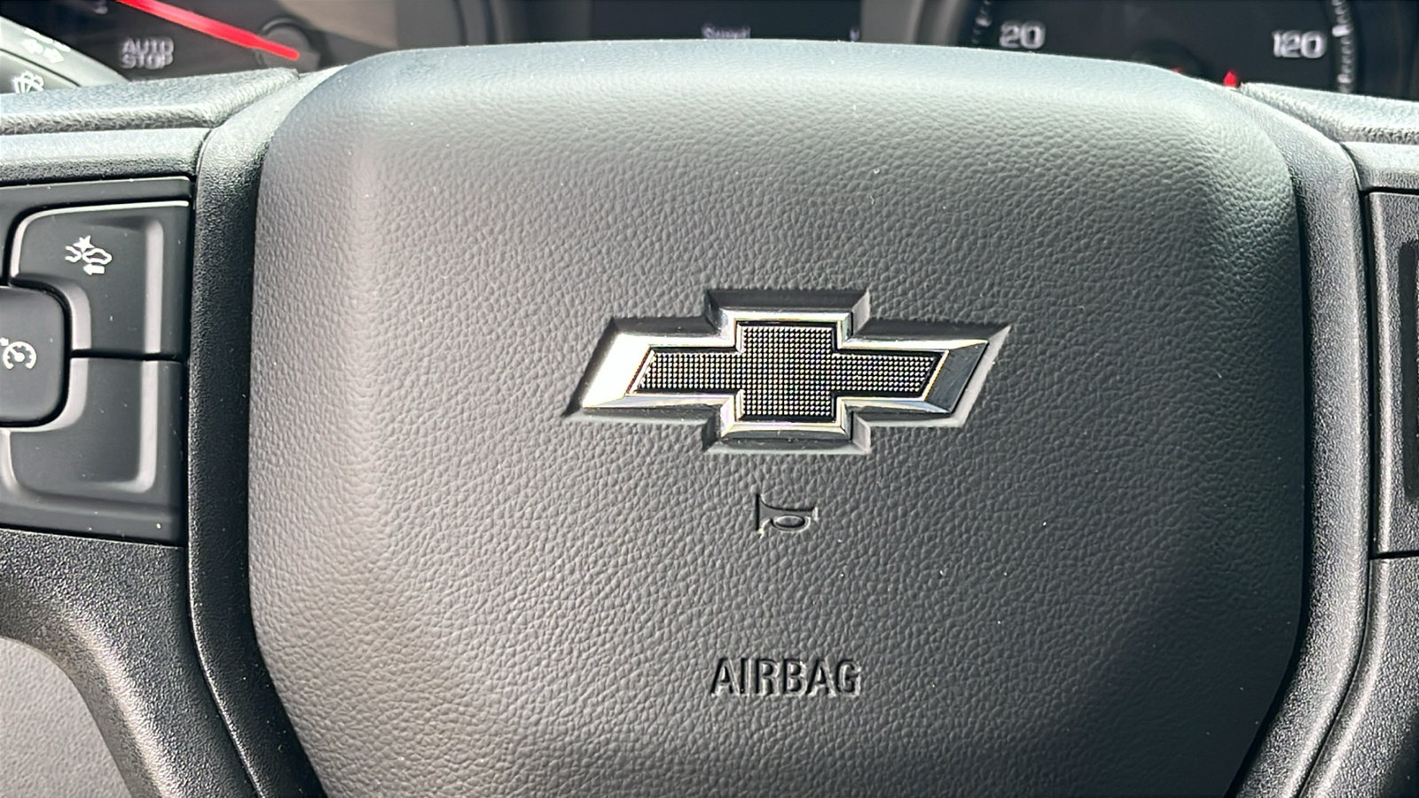Certified 2026 Chevrolet Silverado 1500 Custom Trail Boss AWD/4WD image 17