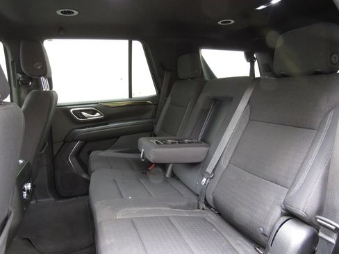 Used 2022 GMC Yukon SLE AWD/4WD image 15