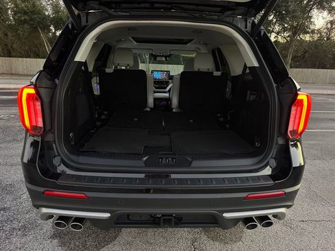 Used 2025 Ford Explorer Platinum w/ Ultimate Package image 26