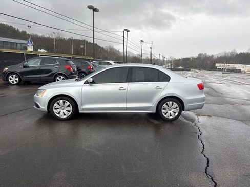 Used 2014 Volkswagen Jetta SE image 5