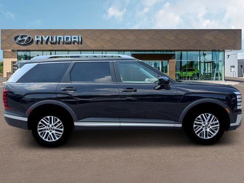 Used 2026 Hyundai Palisade SEL image 9