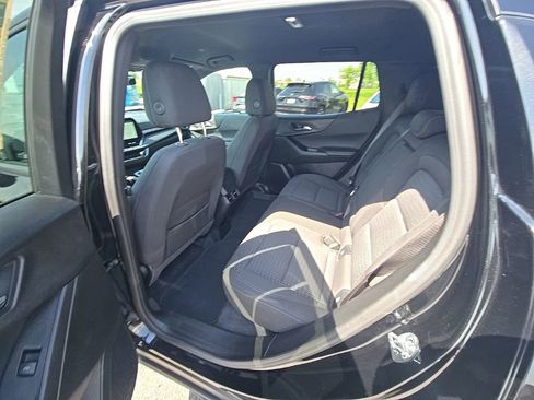 Used 2025 Chevrolet Equinox LT FWD image 24
