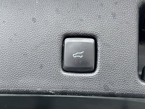 Certified 2022 Ford Escape SE w/ Convenience Package image 32