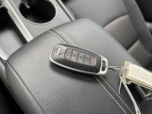 Used 2026 Nissan Altima 2.5 SV FWD image 24