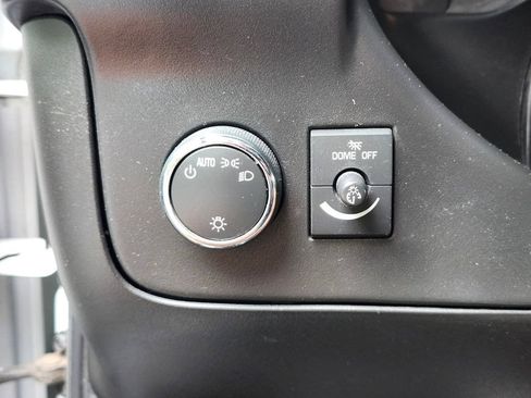 Used 2017 Chevrolet Express 3500 RWD image 13