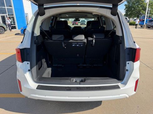 New 2026 Honda Odyssey EX-L image 4