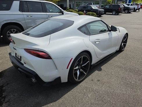 Used 2020 Toyota Supra RWD image 4