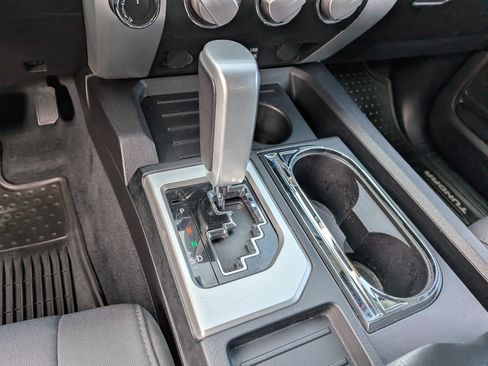 Used 2015 Toyota Tundra SR5 w/ TRD Off Road Package image 31