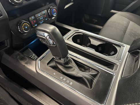 Used 2020 Ford F150 XLT w/ Equipment Group 302A Luxury image 3