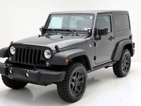 Used 2016 Jeep Wrangler Sport image 2