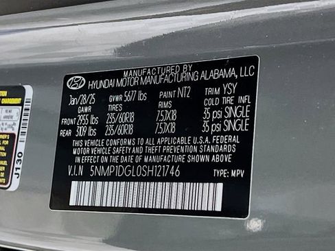 Certified 2025 Hyundai Santa Fe SE image 24