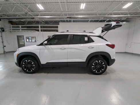 Used 2021 Chevrolet TrailBlazer LT w/ Convenience Package AWD/4WD image 12