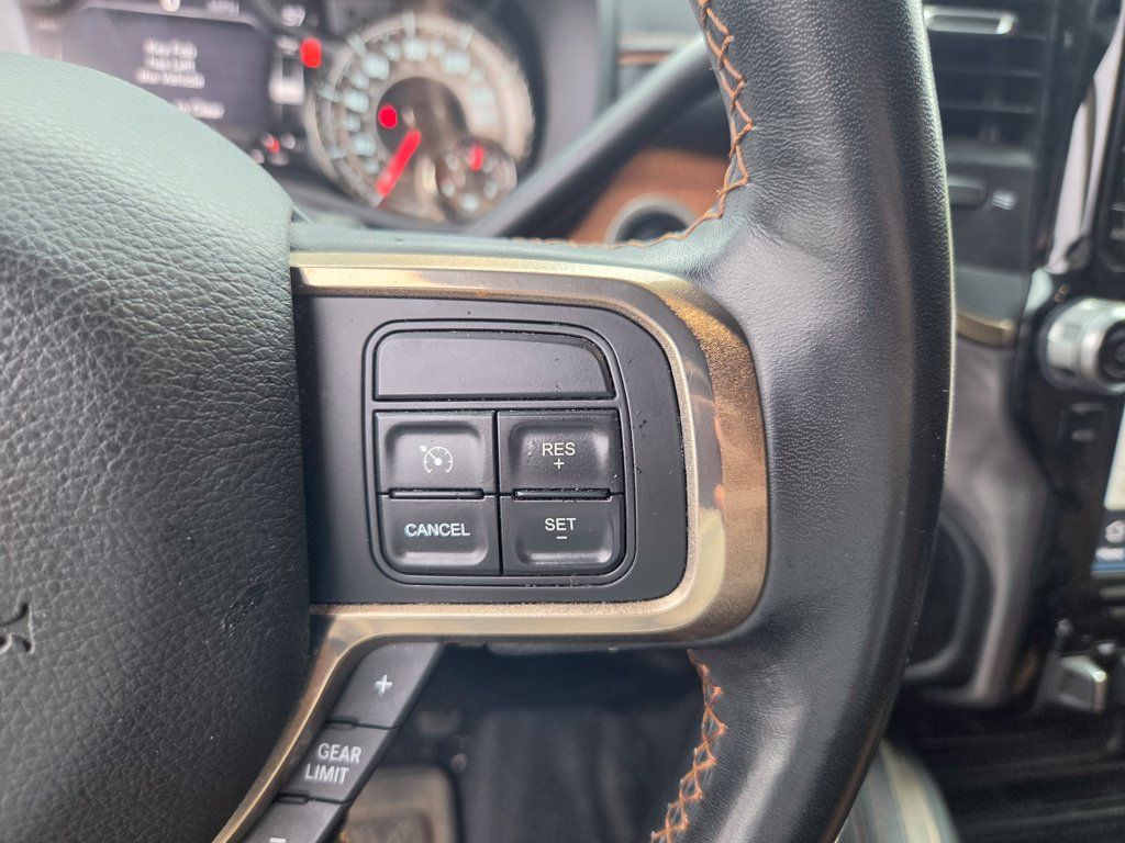 Used 2022 RAM 2500 Limited AWD/4WD image 18