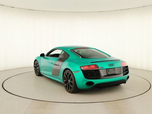 Used 2011 Audi R8 V10 AWD/4WD image 4