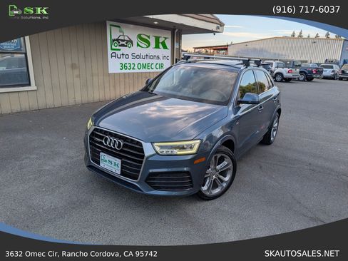 Used 2018 Audi Q3 2.0T Premium Plus w/ Premium Plus Package AWD/4WD image 2