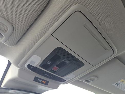 Used 2023 Honda Accord EX image 18