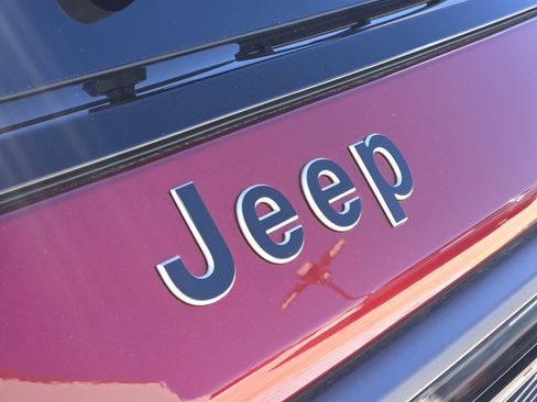 New 2026 Jeep Grand Wagoneer Limited AWD/4WD image 7