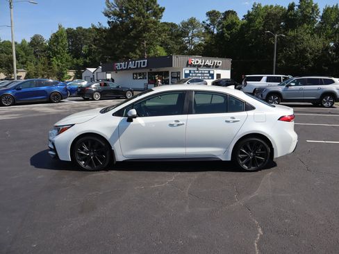 Used 2024 Toyota Corolla SE FWD image 7