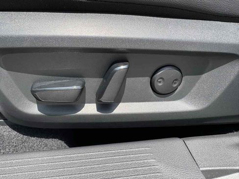 Used 2025 Nissan Rogue SV w/ Rock Creek Premium Package AWD/4WD image 17