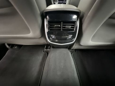 Certified 2017 Cadillac XTS Luxury image 20