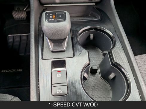 Used 2023 Nissan Rogue SV image 18