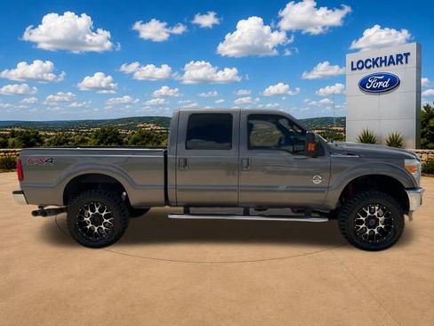 Used 2013 Ford F250 Lariat w/ Lariat Ultimate Pkg AWD/4WD image 8