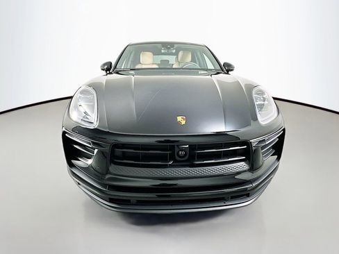 Certified 2026 Porsche Macan image 6