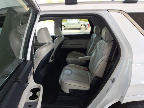 Used 2021 Hyundai Palisade Limited w/ Winter Package image 24