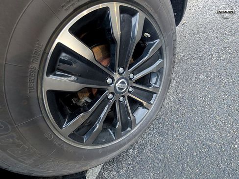 Used 2019 Nissan Armada Platinum w/ Cargo Package image 5