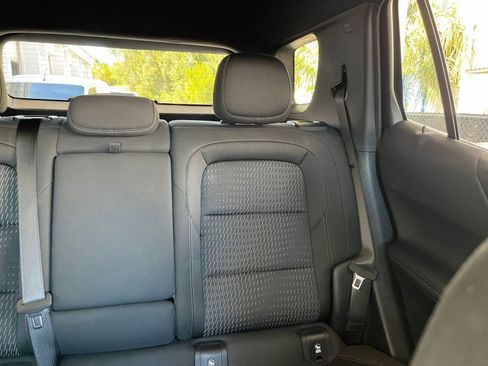 Used 2025 Chevrolet Equinox LT image 37