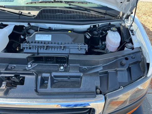 Used 2023 GMC Savana 2500 w/ Driver Convenience Package image 36